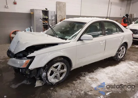 2008 Hyundai Sonata Limited V6/Se V6 z USA, uszkodzony, nr VIN 5NPEU46F18H357795